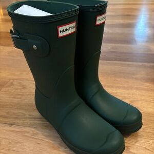 BRAND NEW Hunter Original Short Rain Boots- Green Women's Size 8